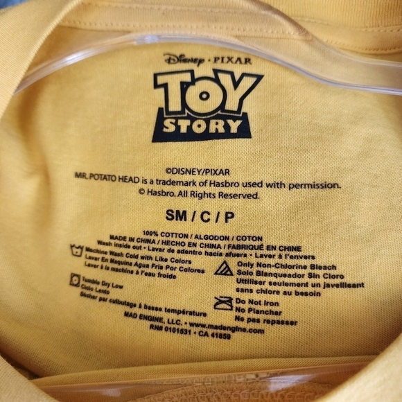PIXAR DISNEY TOY STORY "HIT THE ROAD" TEE SHIRT - Picture 6 of 10